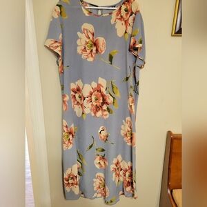 SHEIN Blue Floral Maxi Dress